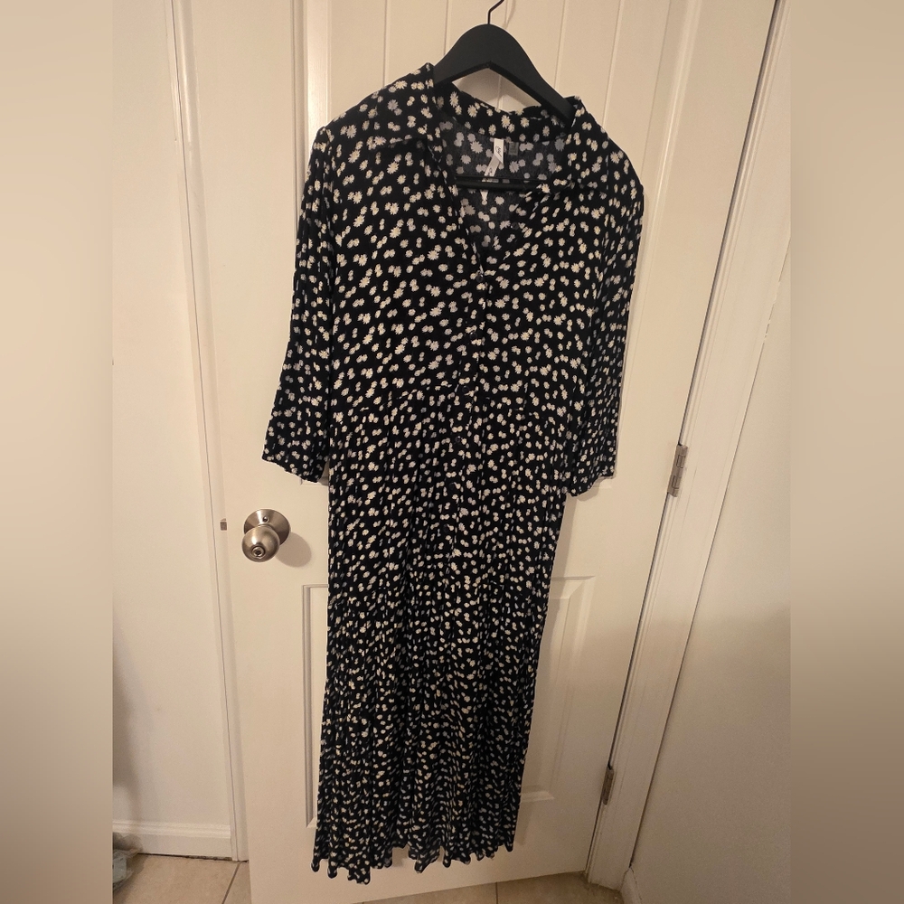 Black and White Mock Neck Sundress with 3/4 Bishop Sleeves